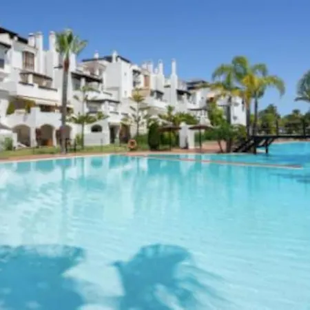 Apartment Modern Beachfront In San Pedro