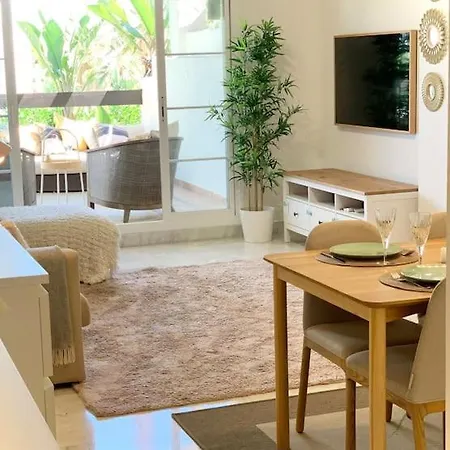 Apartment Modern Beachfront In San Pedro